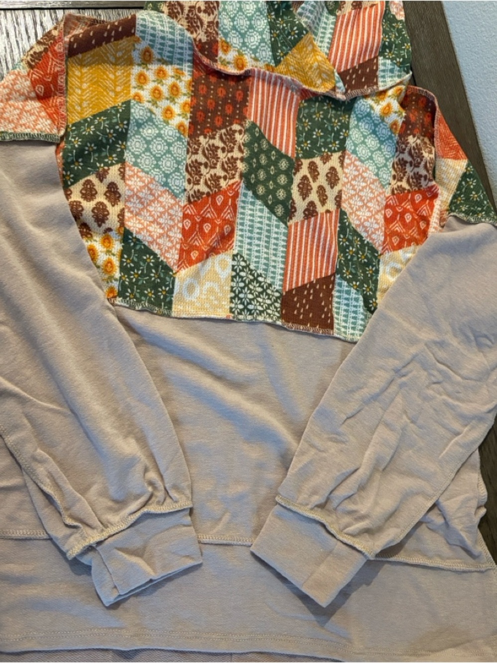 NEW [Haptics] Patchwork Printed High/Low Back Hem Yoke Hooded Top Women's S - Picture 5 of 12